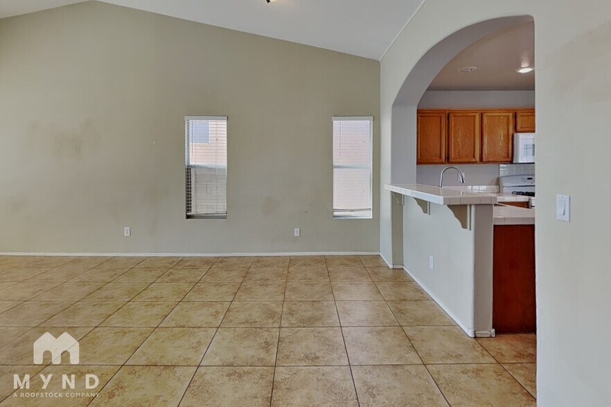 Building Photo - 4044 Forestville St