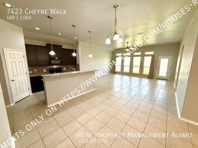 Building Photo - AVAILABLE NOW! 4 Bedroom / 3 Bath Home In ...