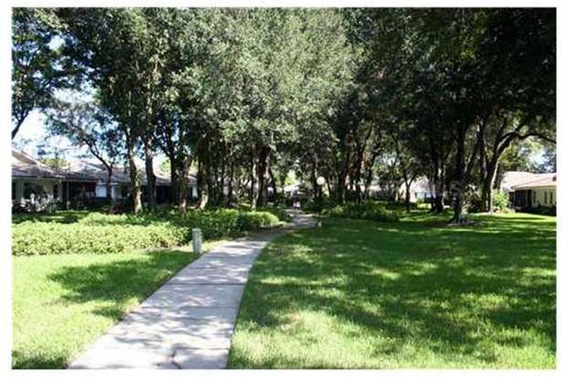 Building Photo - 5810 Garden Lakes Majestic