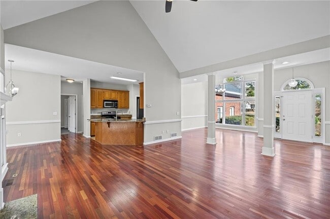 Building Photo - 1969 Seymour Dr NW