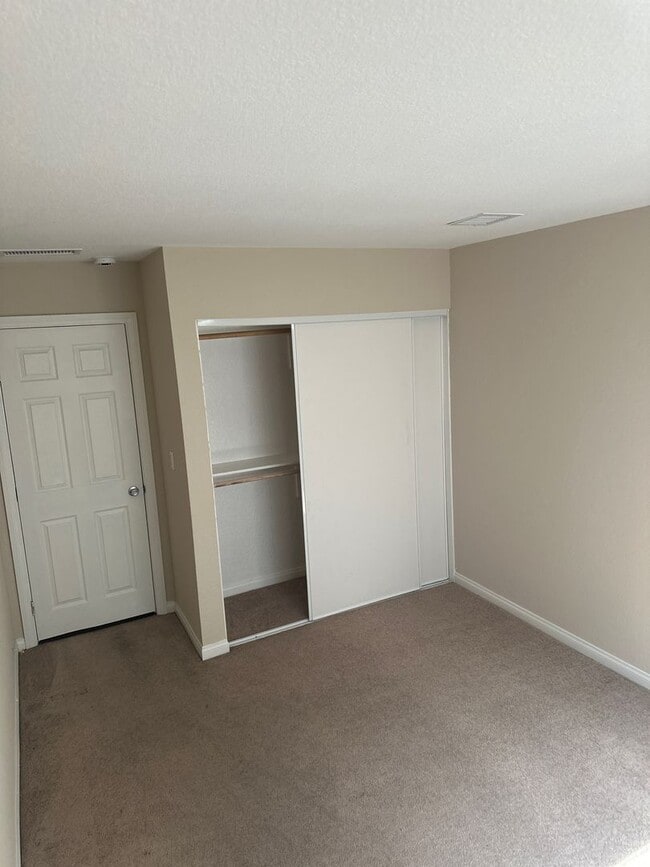 Building Photo - WE PAY REFERRAL