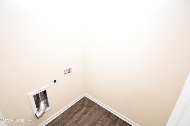 Building Photo - 70200 Roseapple Ct