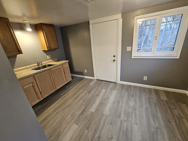 Building Photo - 45 Tarbell Ave