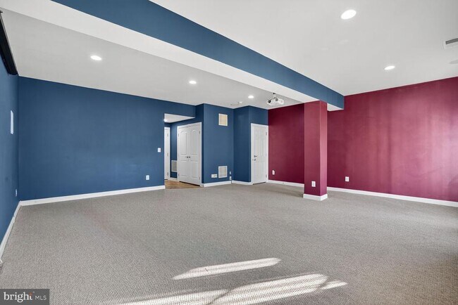 Building Photo - 21285 Park Grove Terrace