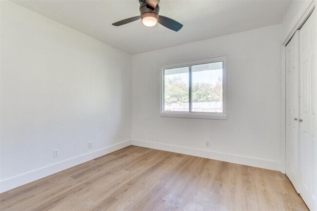 Building Photo - 9412 Quail Meadow Dr