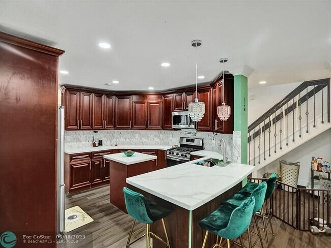 Building Photo - 613 NW 135th Terrace