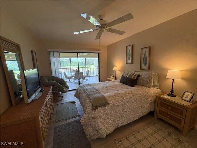 Building Photo - 5665 Trailwinds Dr