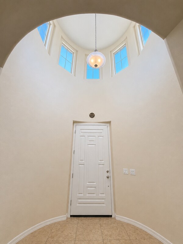 Building Photo - 2595 E Ebony Dr