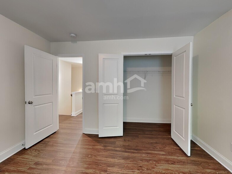 Building Photo - 597 Woodall Rd