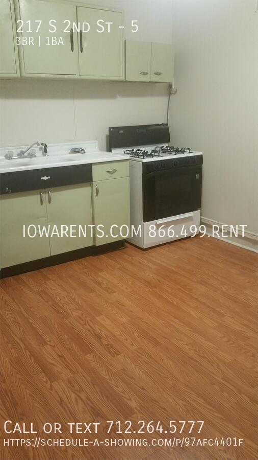 Building Photo - 217 S 2nd St