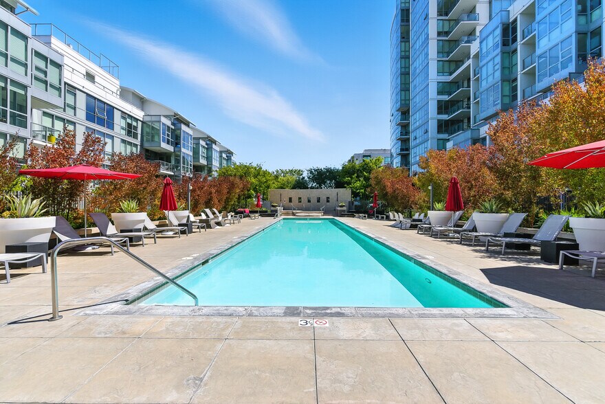 Building Photo - 420 Mission Bay Blvd N