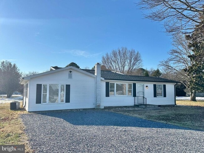 Building Photo - 10350 N Claiborne Rd