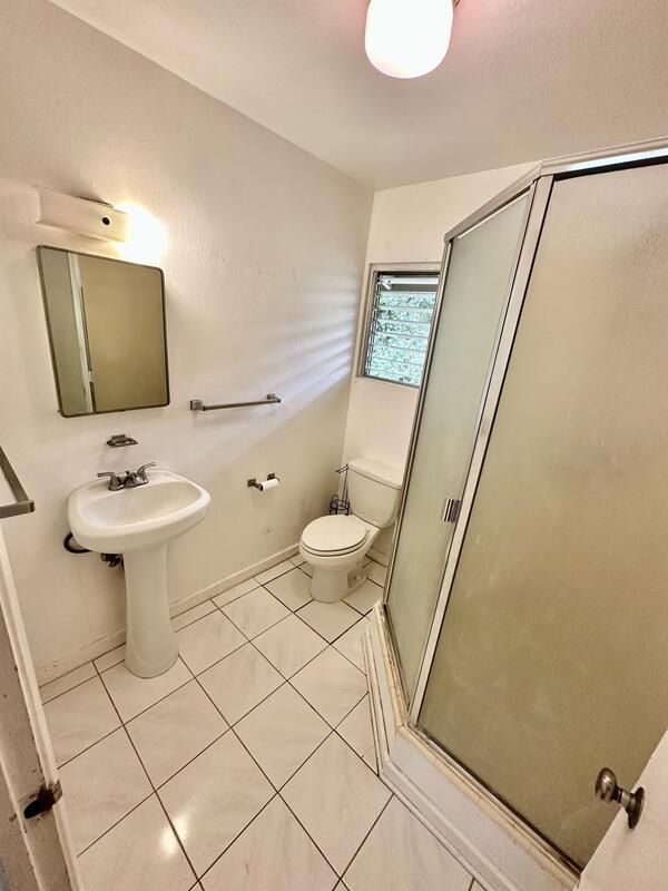 Building Photo - 4950 Kilauea Ave