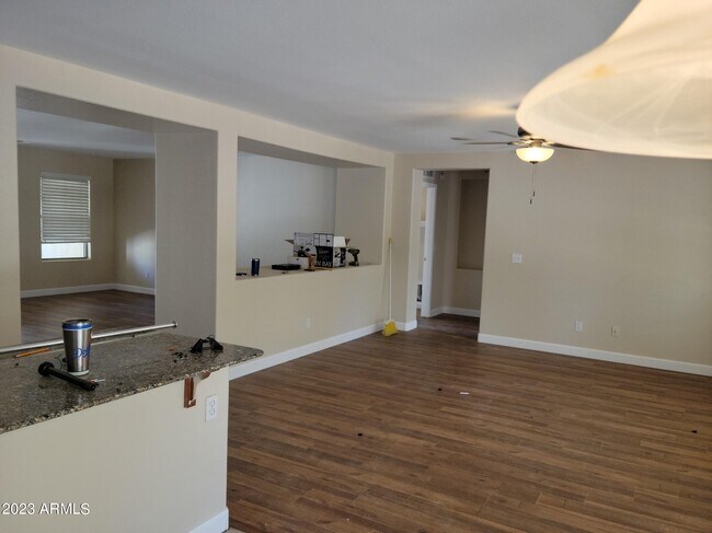 Building Photo - 13555 W Watson Ln