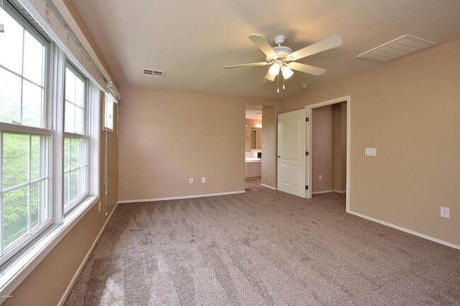 Building Photo - 4757 E Woodside Way