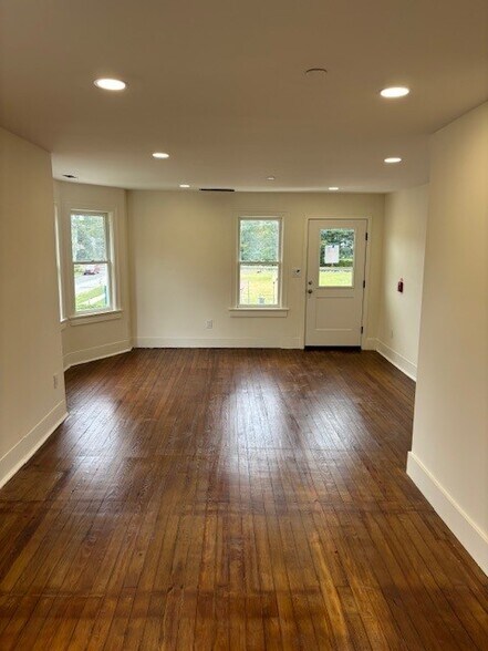 Building Photo - 322 White Horse Pike