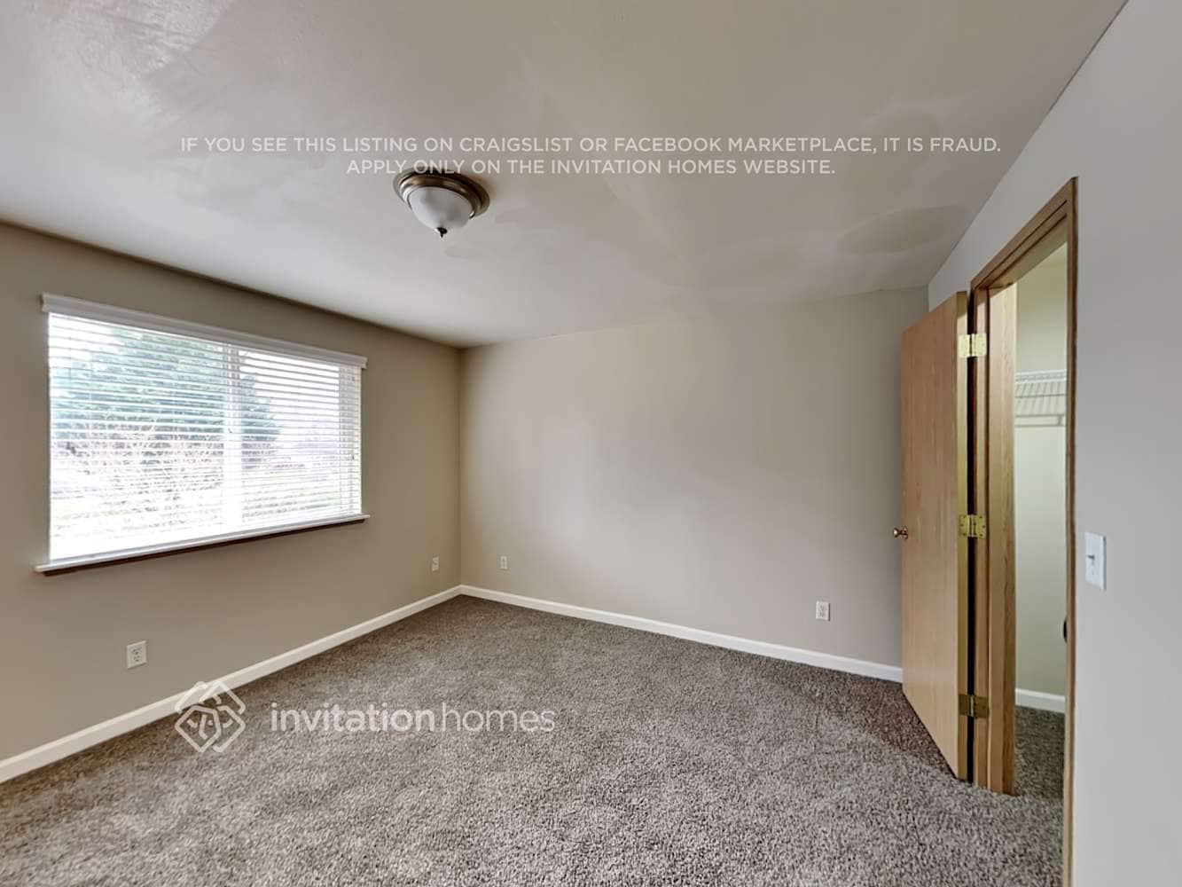 Building Photo - 14015 80th Ave Ct E