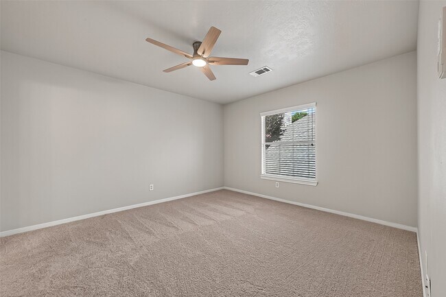 Building Photo - 1522 Brook Grove Dr