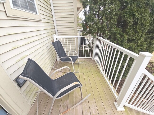 Building Photo - 466 Littleton Trail