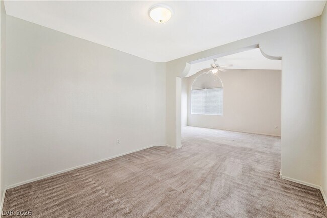 Building Photo - 9888 Sparrow Ridge Ave