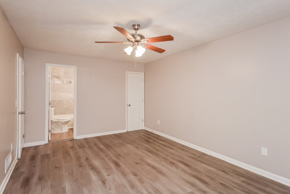 Building Photo - 1693 Laurel Creek Cir