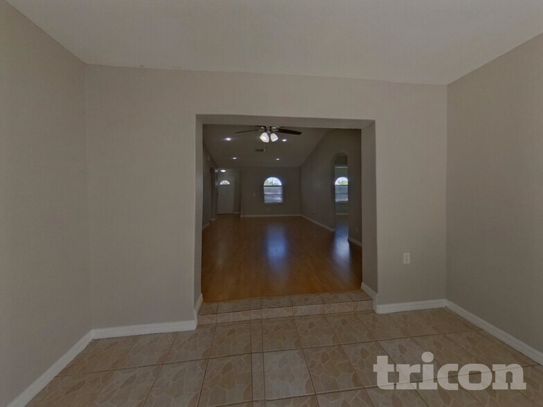 Building Photo - 2305 Cutler Ct