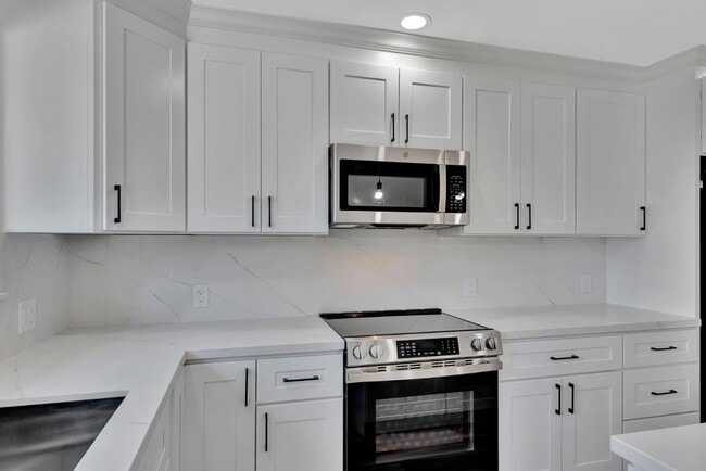Building Photo - 2833 Cadmill Ct