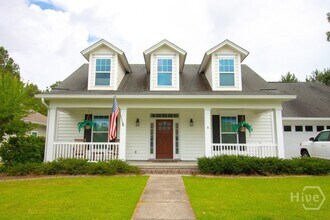 Building Photo - 4 Gresham Ln