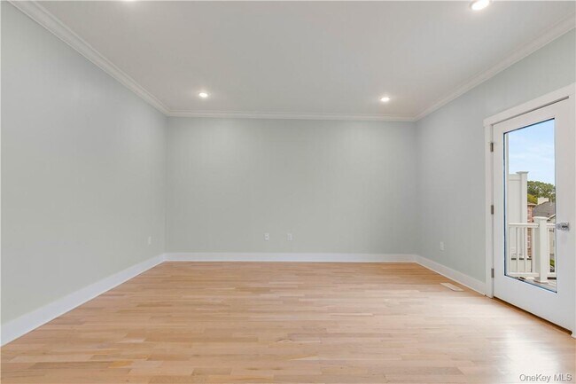 Building Photo - 179 Adelphi Ave