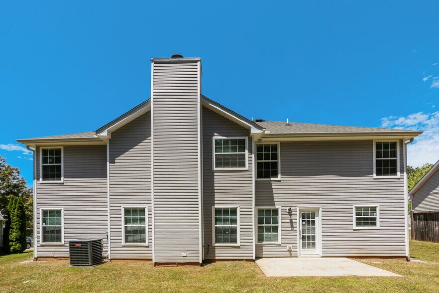 Building Photo - 3548 Craggy Perch