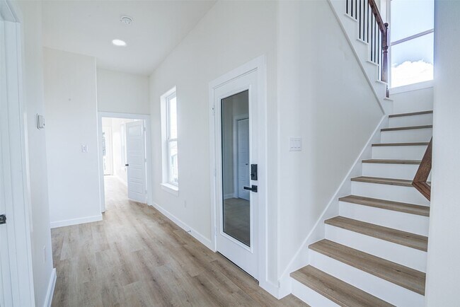 Building Photo - 4025 Avenue M