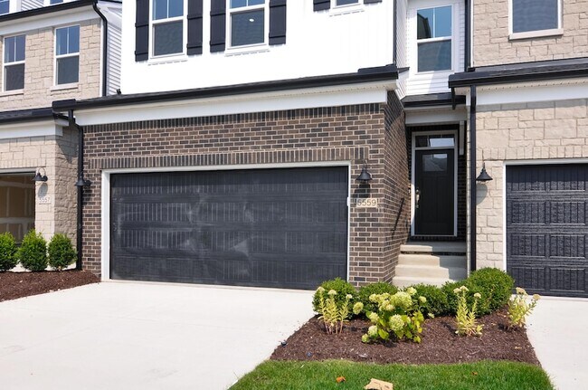 Building Photo - 5559 E Spaniel Dr