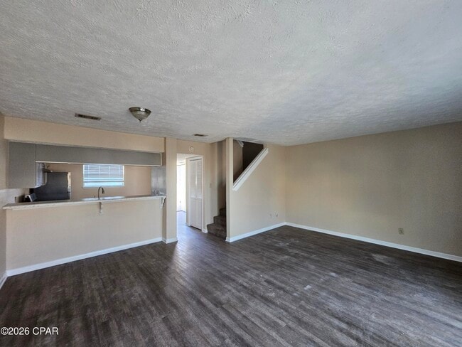 Building Photo - 1908 Havenwood Ln