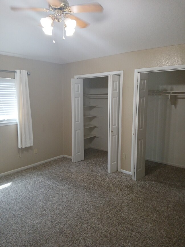 Building Photo - 5101 Middlecoff Cir
