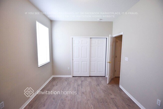 Building Photo - 6860 Lake Eaglebrooke Dr