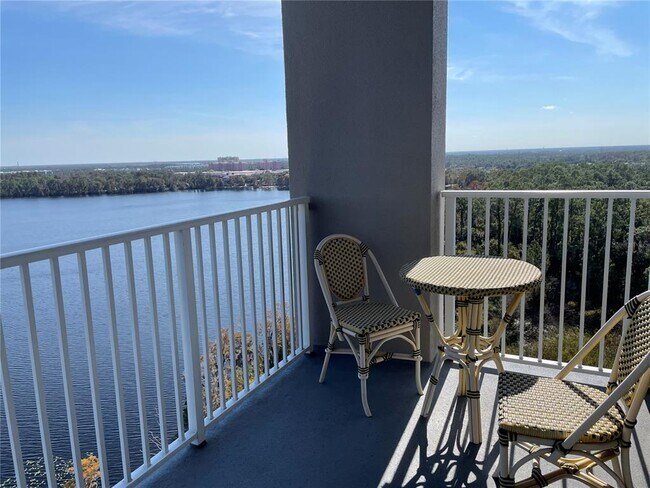 Building Photo - 13427 Blue Heron Beach Dr