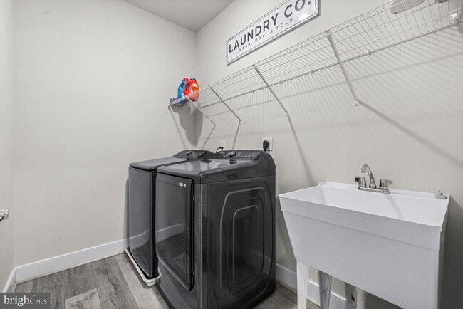 Building Photo - 1814 River Heritage Blvd