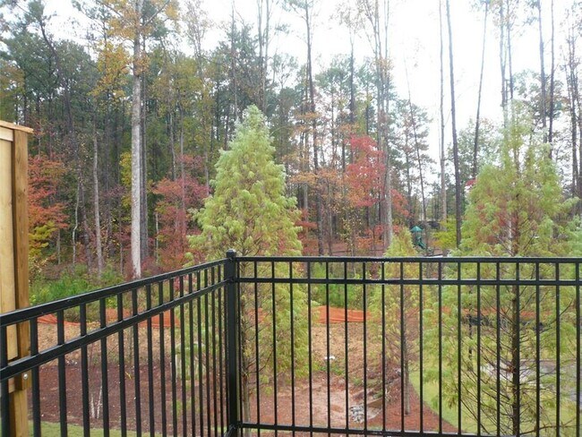Building Photo - 2417 Tenor Ln