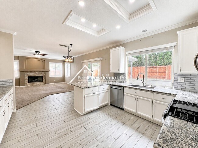 Building Photo - 437 Anacapa Dr