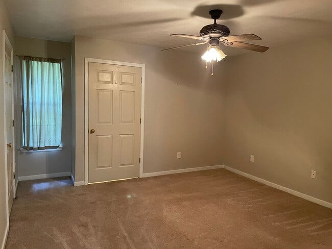 Building Photo - 2 Bed, 2 Bath Home for Rent in Barnett Bend