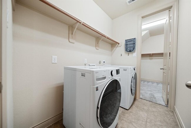 Building Photo - 24119 Tapa Springs Ln