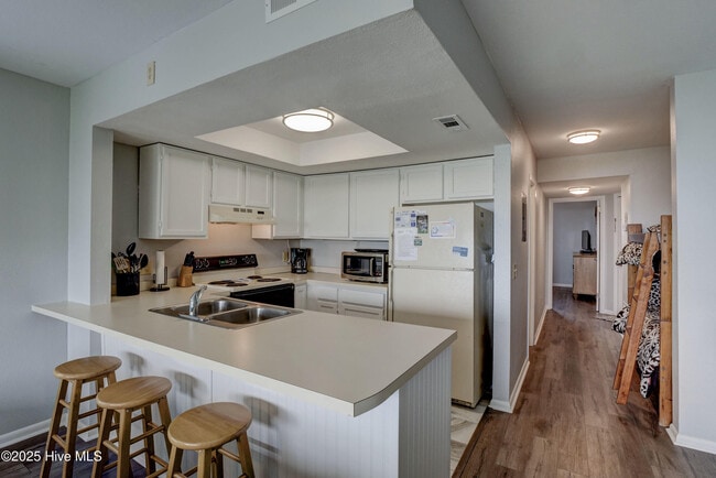 Building Photo - 918 N New River Dr