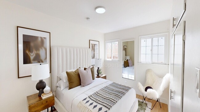 Building Photo - 19th St