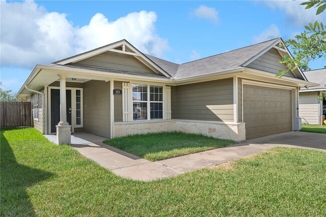 Building Photo - 919 Windmeadows Dr