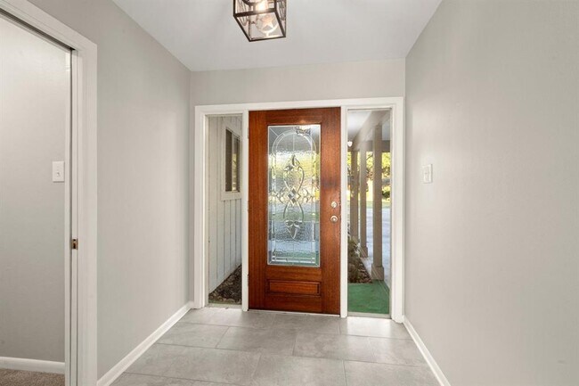 Building Photo - 8 Champions Colony E
