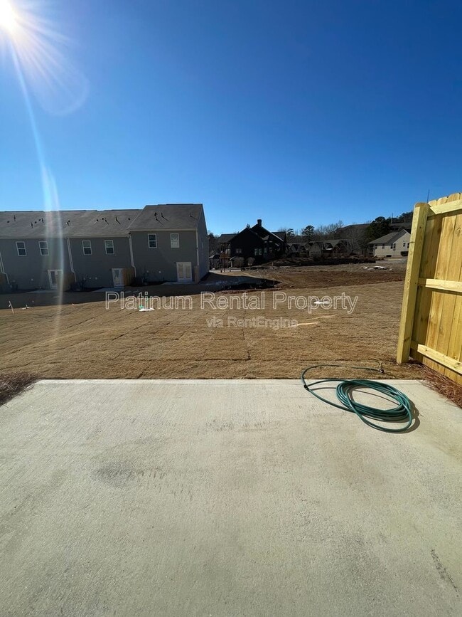 Building Photo - 56 Rustin Rdg