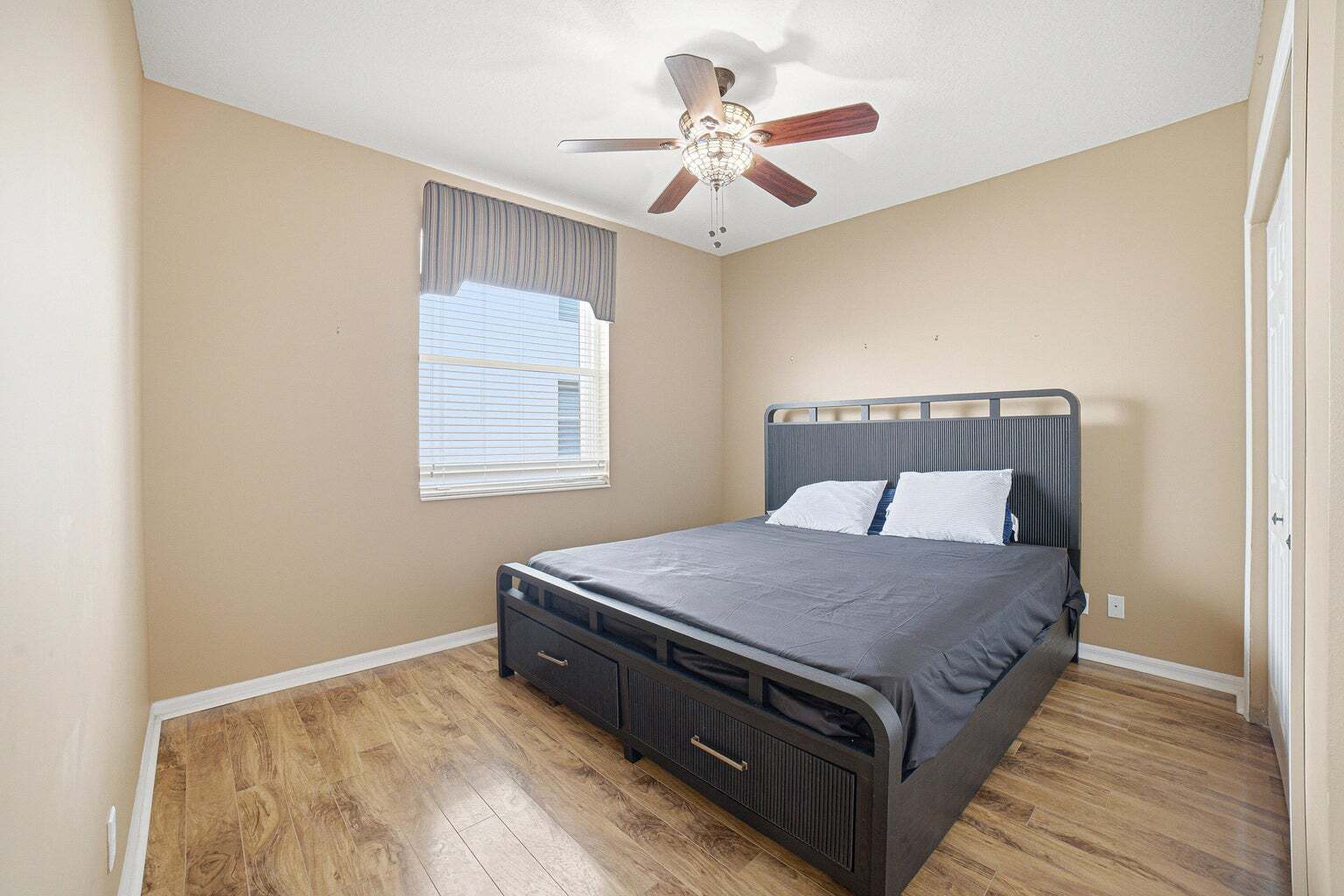 Building Photo - 9655 Campi Dr