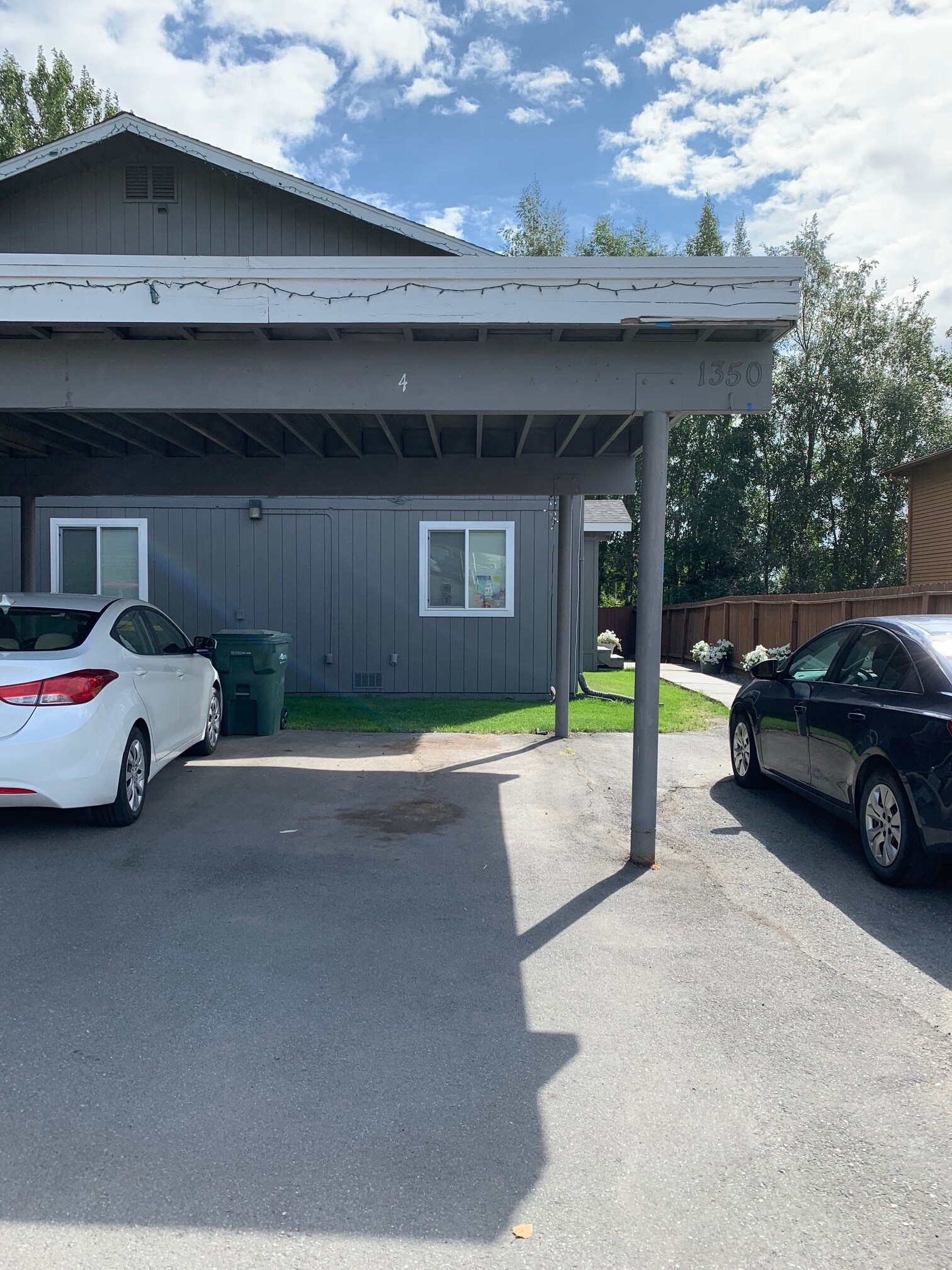 Building Photo - 1350 Balfour dr