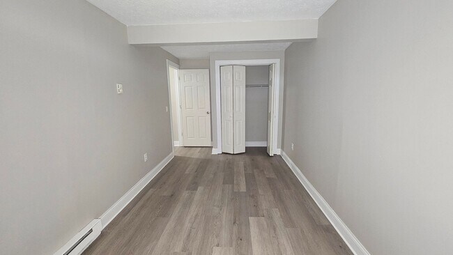 Building Photo - 940 Piper Rd