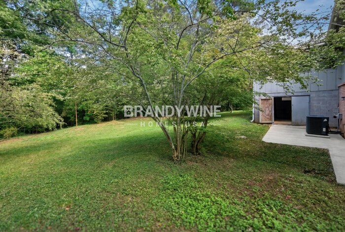 Building Photo - 3310 S Whisper Dr